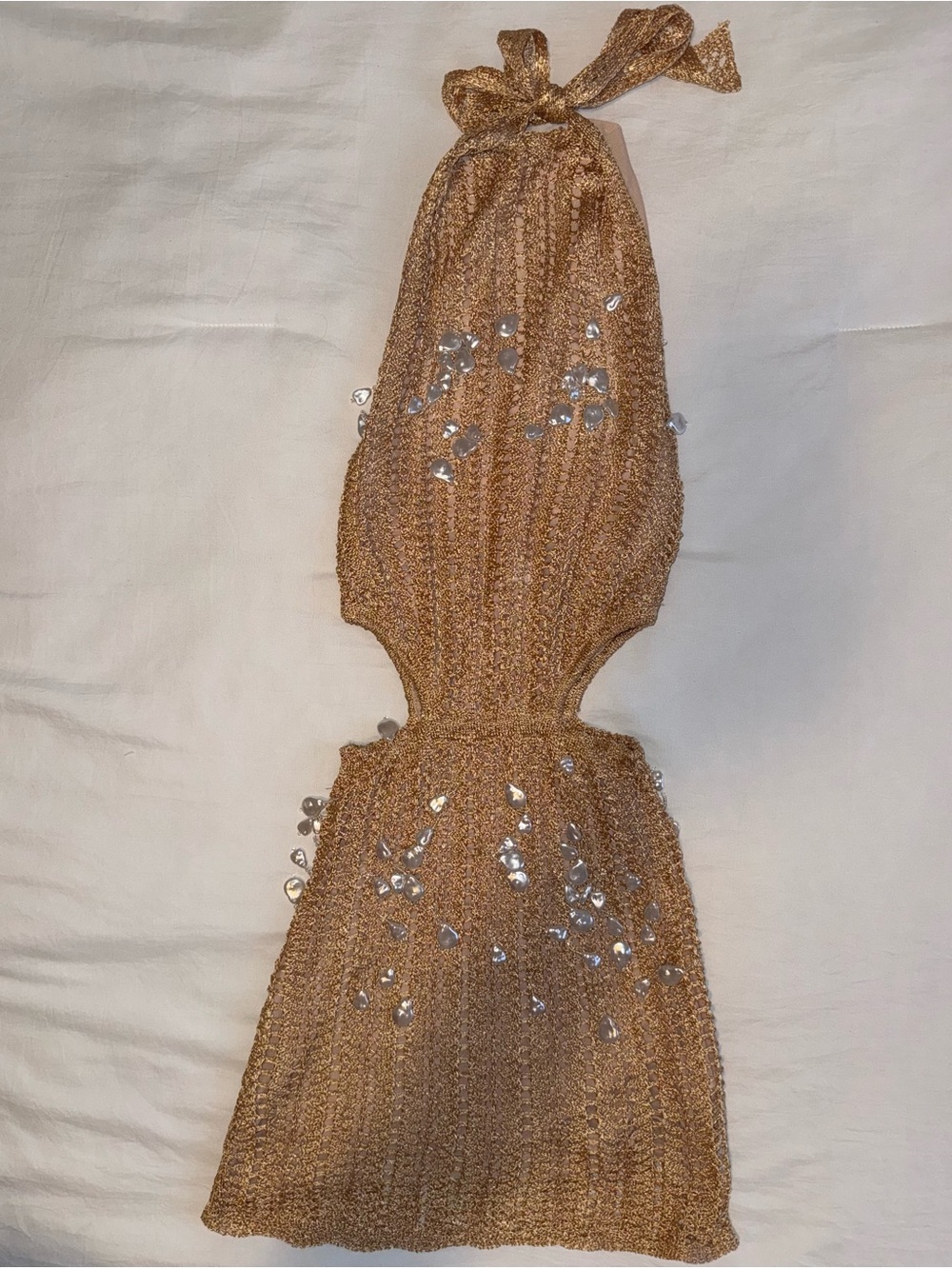 Outcast SURI MINI DRESS GOLD - Picture 3 of 4